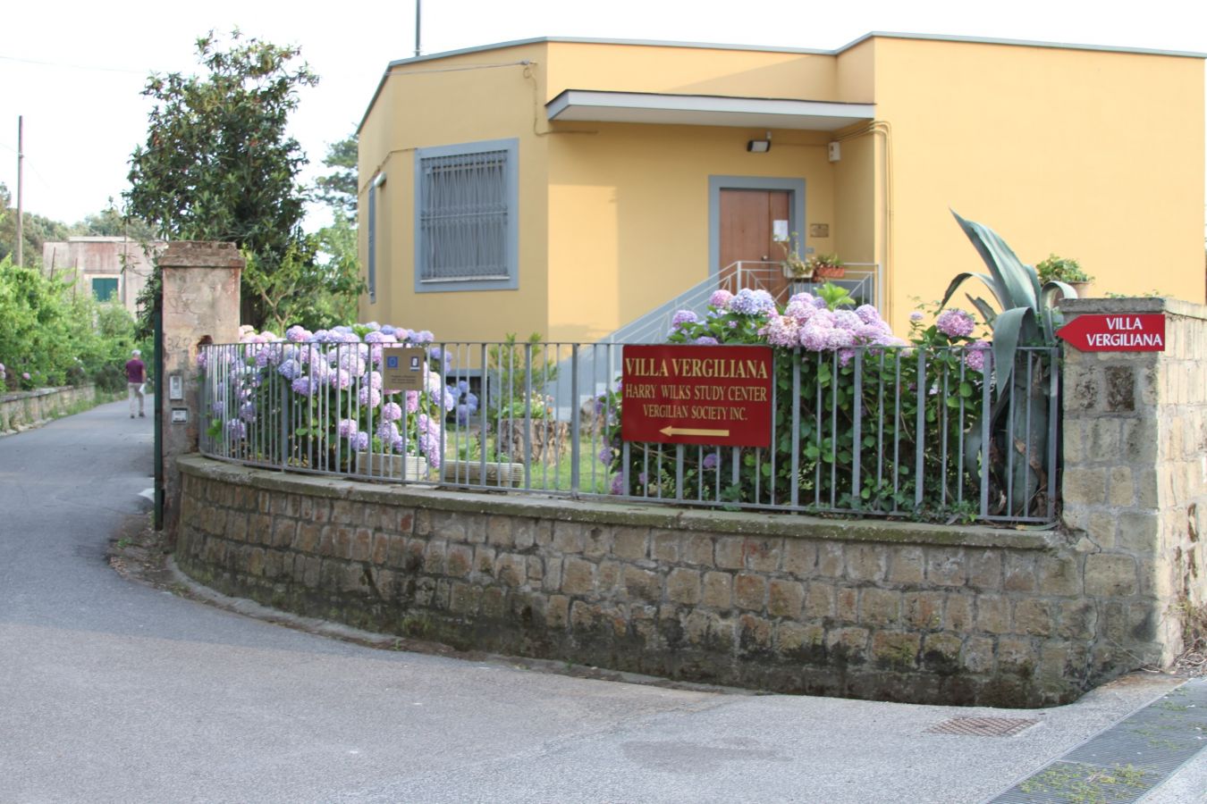 gate-sign